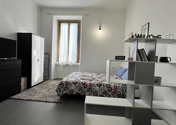 Alexas\'S Home - Wi-Fi, Netflix